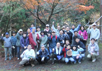 写真: 参加した社員とその家族