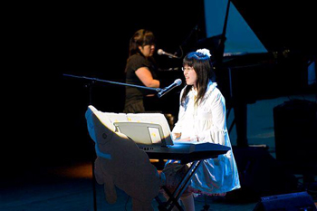 写真: 金子 愛美