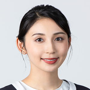 顔写真：野嶋 紗己子 氏